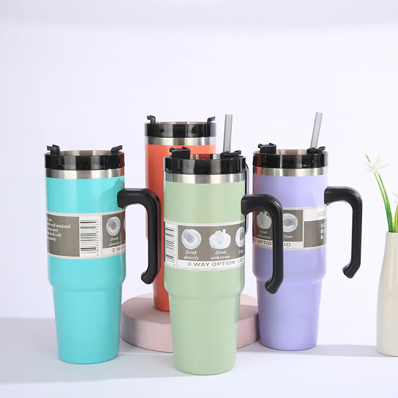 30oz Insulated Travel Mug with Handle and Straw